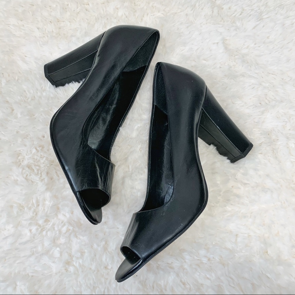 Franco Sarto// Black Leather Peep Toe Pumps